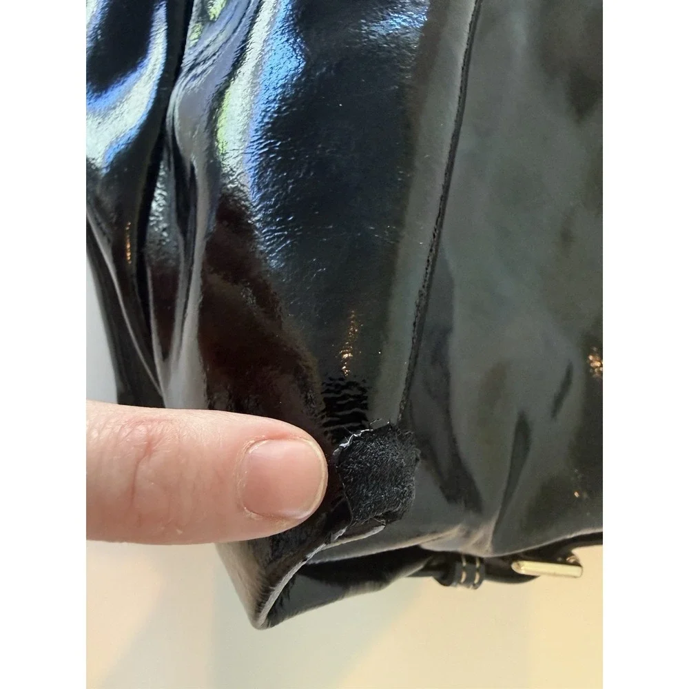 Dooney‎ & Bourke Black Patent Leather Medium Hobo Shoulder Bag Zip Pocket Nice